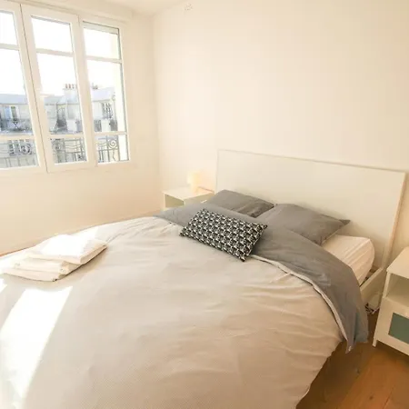 Lejlighed Bright With Balcony In The Center *